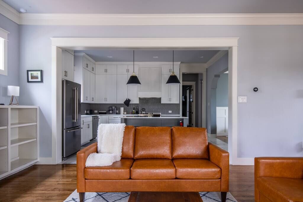 Photo of Livingroom in Beacon Hill