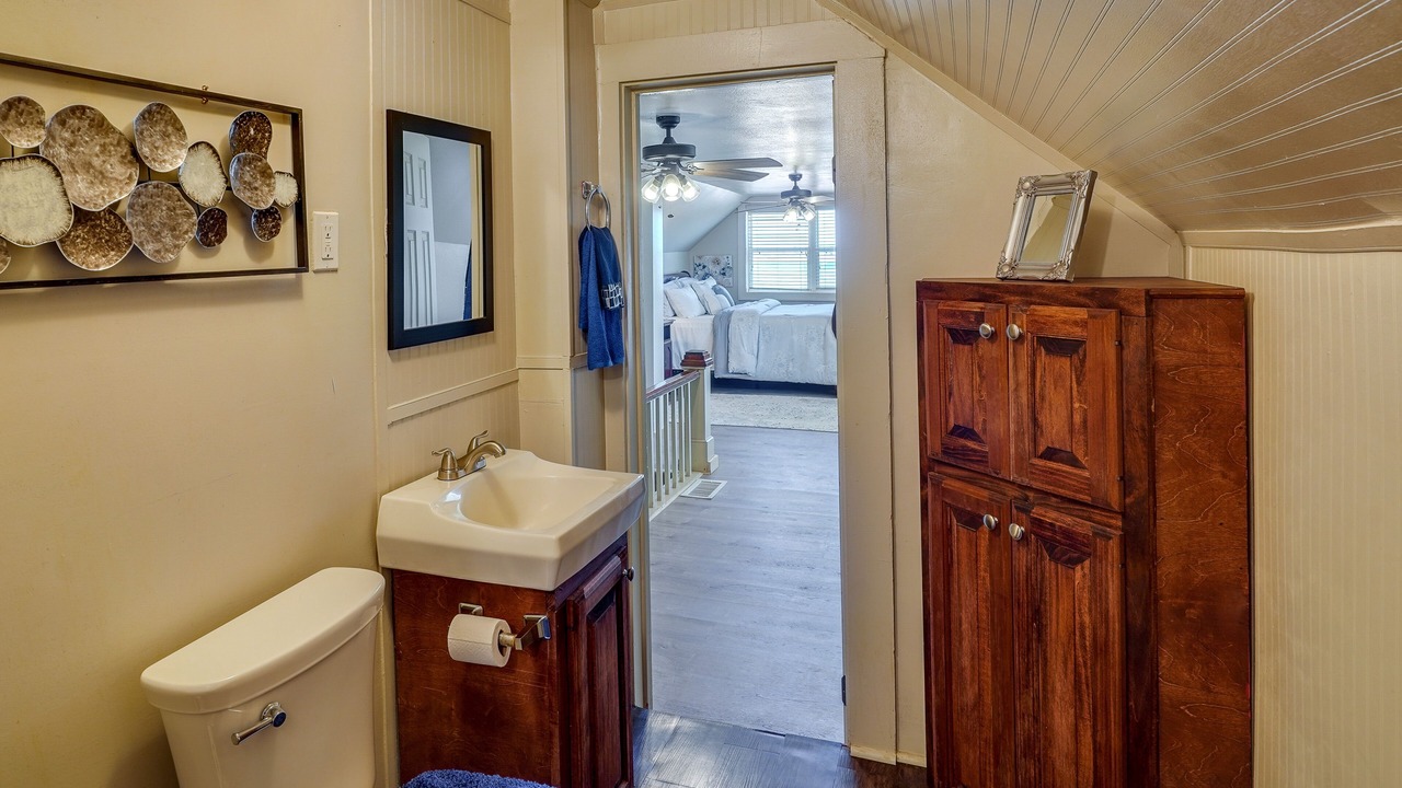 Photo of Bathroom in Lamesa