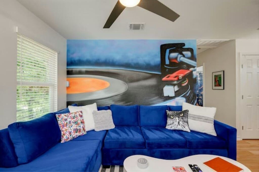 Photo of Livingroom in Chestnut