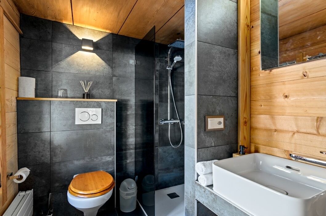 Photo of Bathroom in Saanen