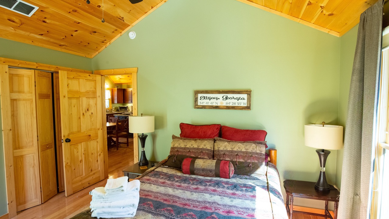 Photo of Bedroom in Eagle Mountain