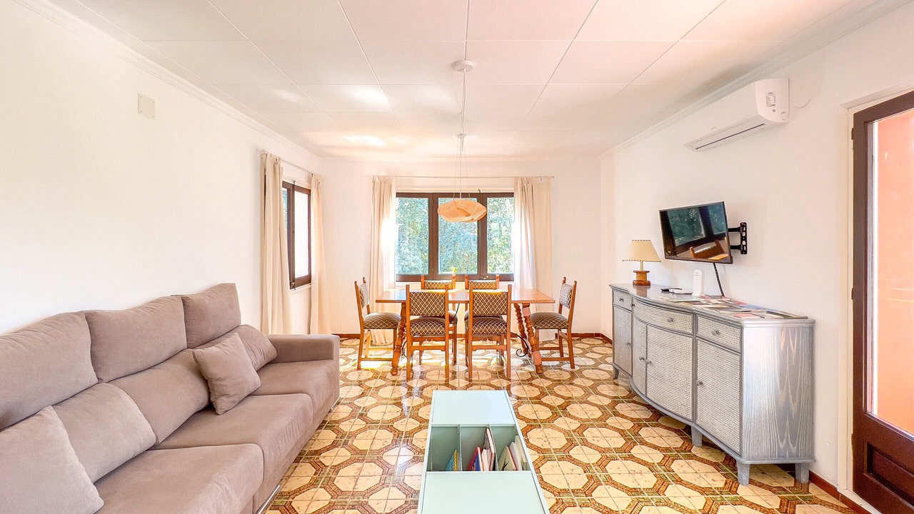 Photo of Livingroom in Riudellots de la Creu