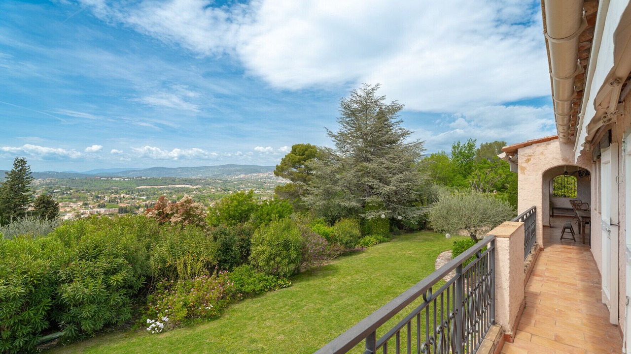 Photo of Others in Mouans-Sartoux