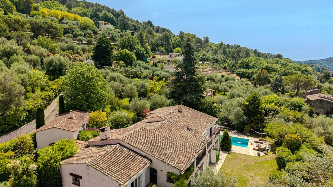 Photo of Others in Mouans-Sartoux