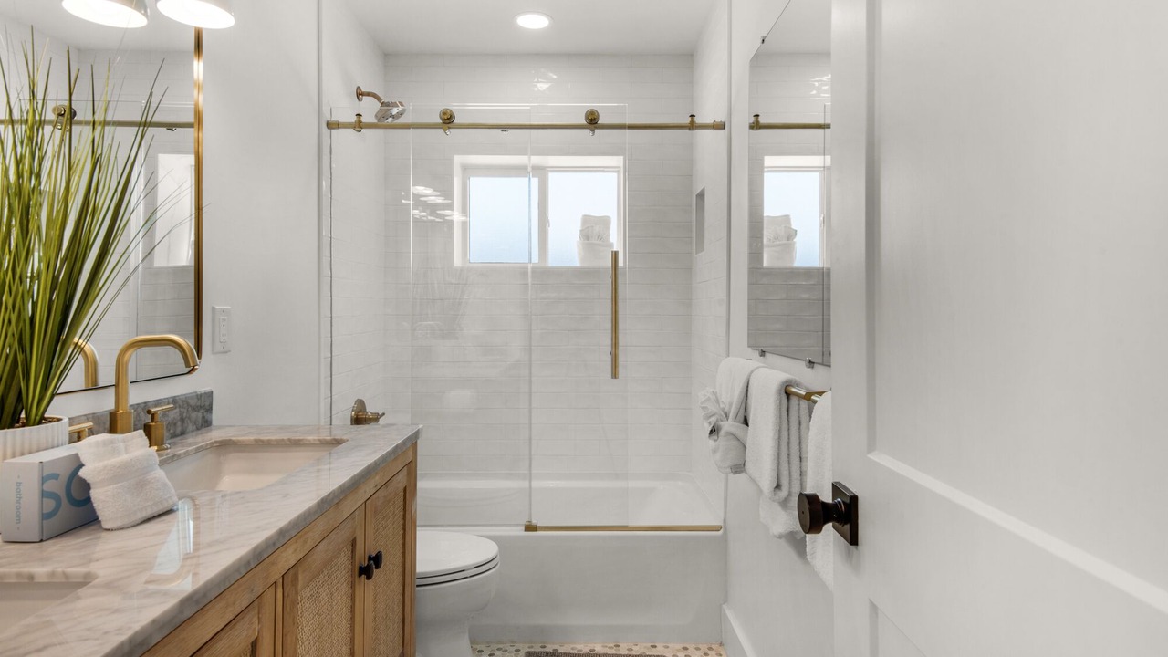 Photo of Bathroom in Kiska Beach