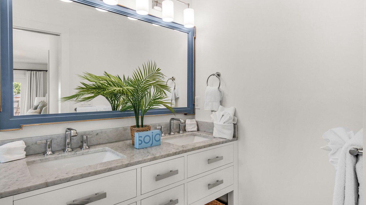 Photo of Bathroom in Kiska Beach