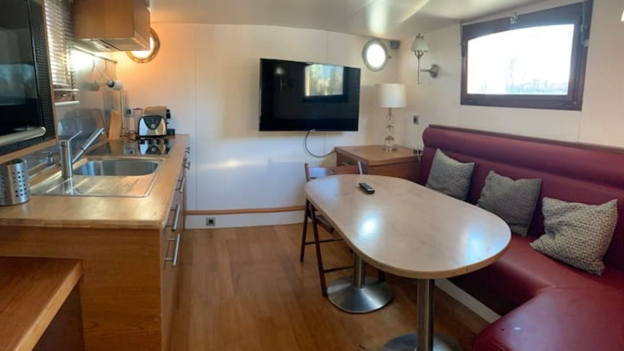 Photo of Kitchen in Quartier de la Muette