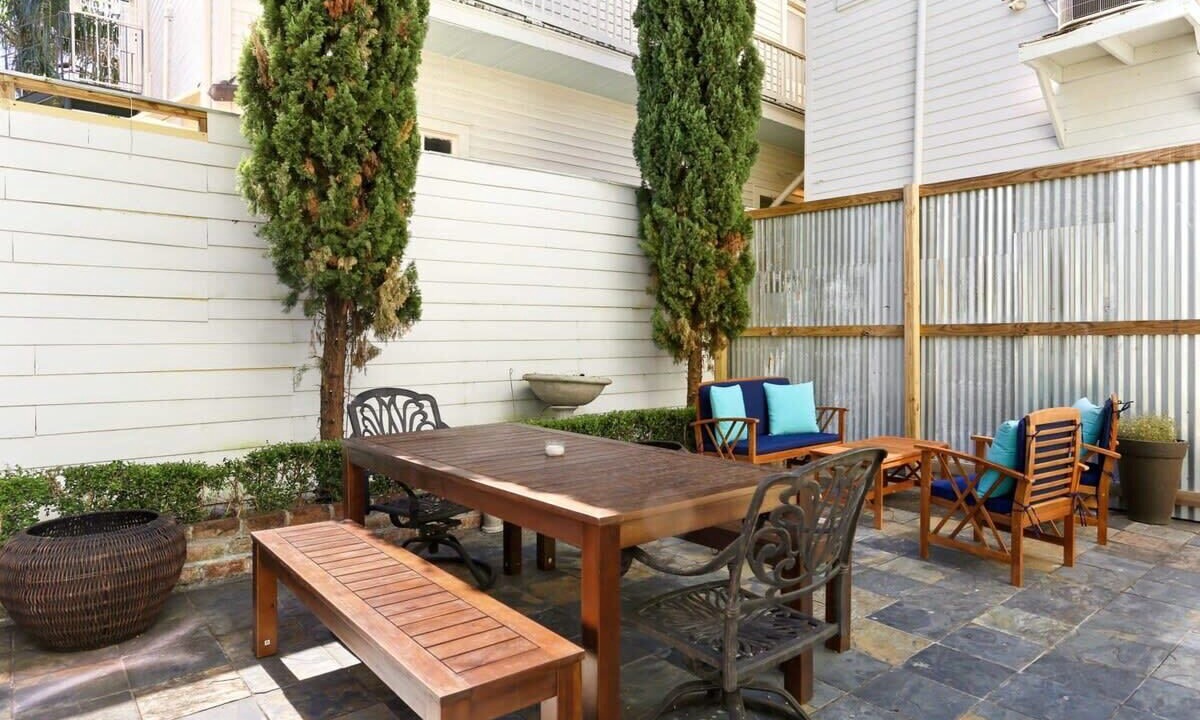 Photo of Outdoor in Saint Thomas Development