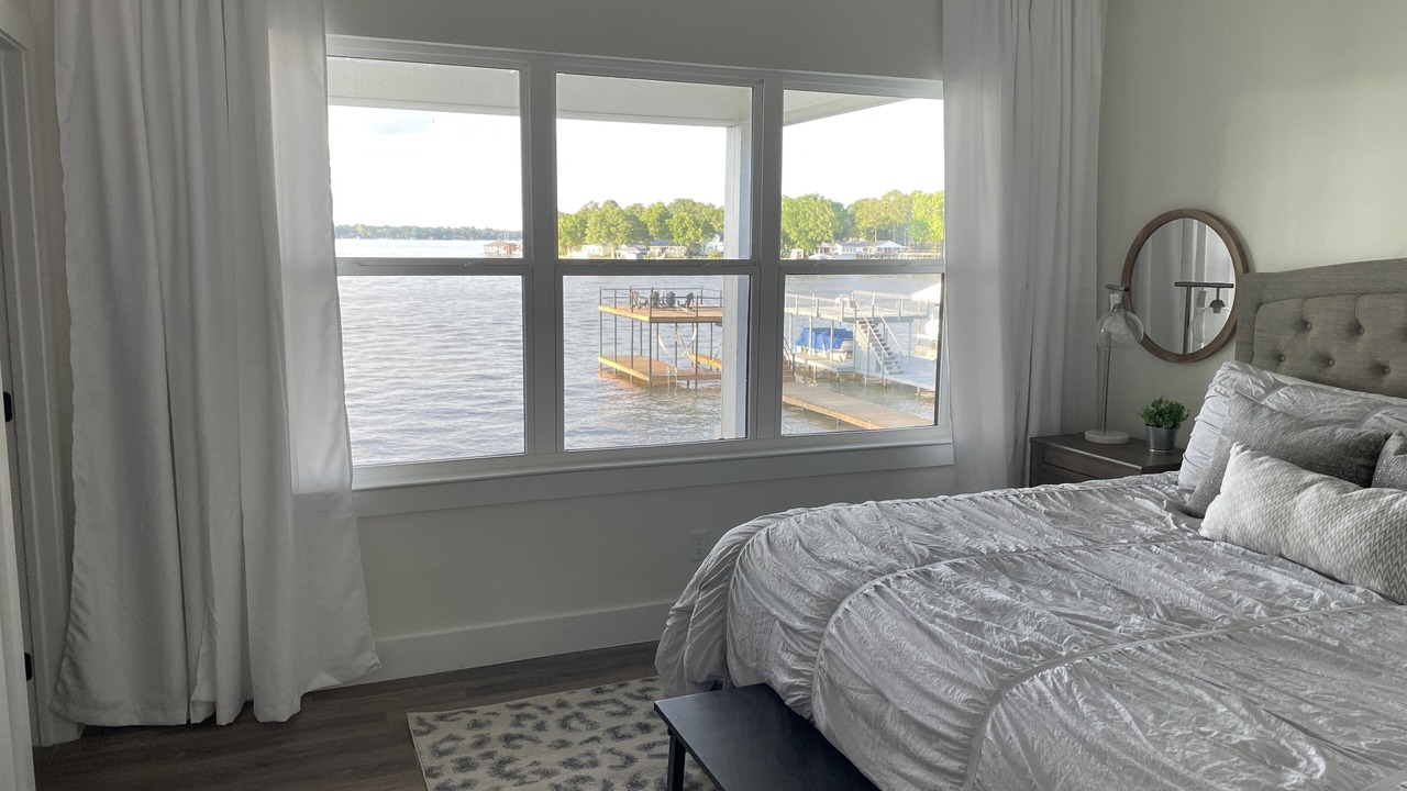 Photo of Bedroom in Carolyn Estates
