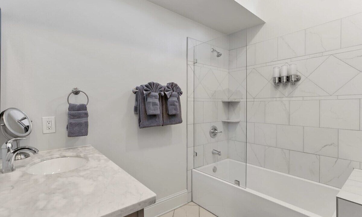 Photo of Bathroom in Saint Thomas Development
