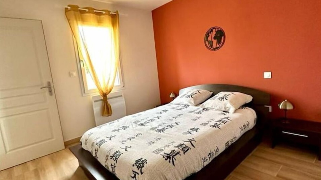 Photo of Bedroom in Landevieille