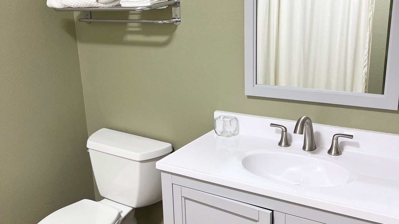 Photo of Bathroom in Marshall