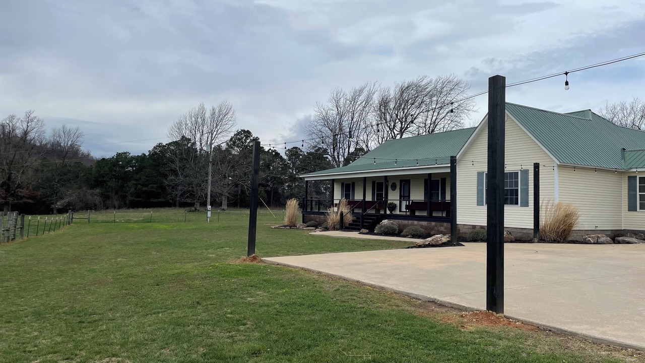 Photo of Outdoor in Marshall
