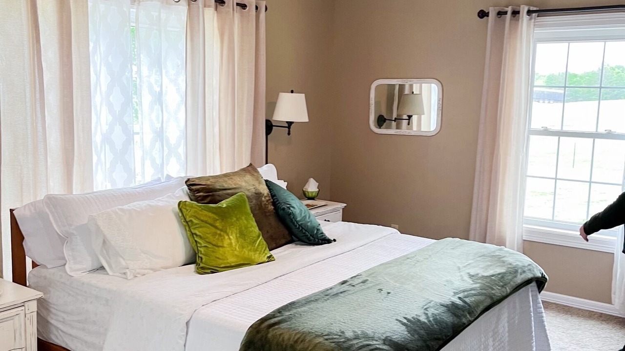 Photo of Bedroom in Marshall