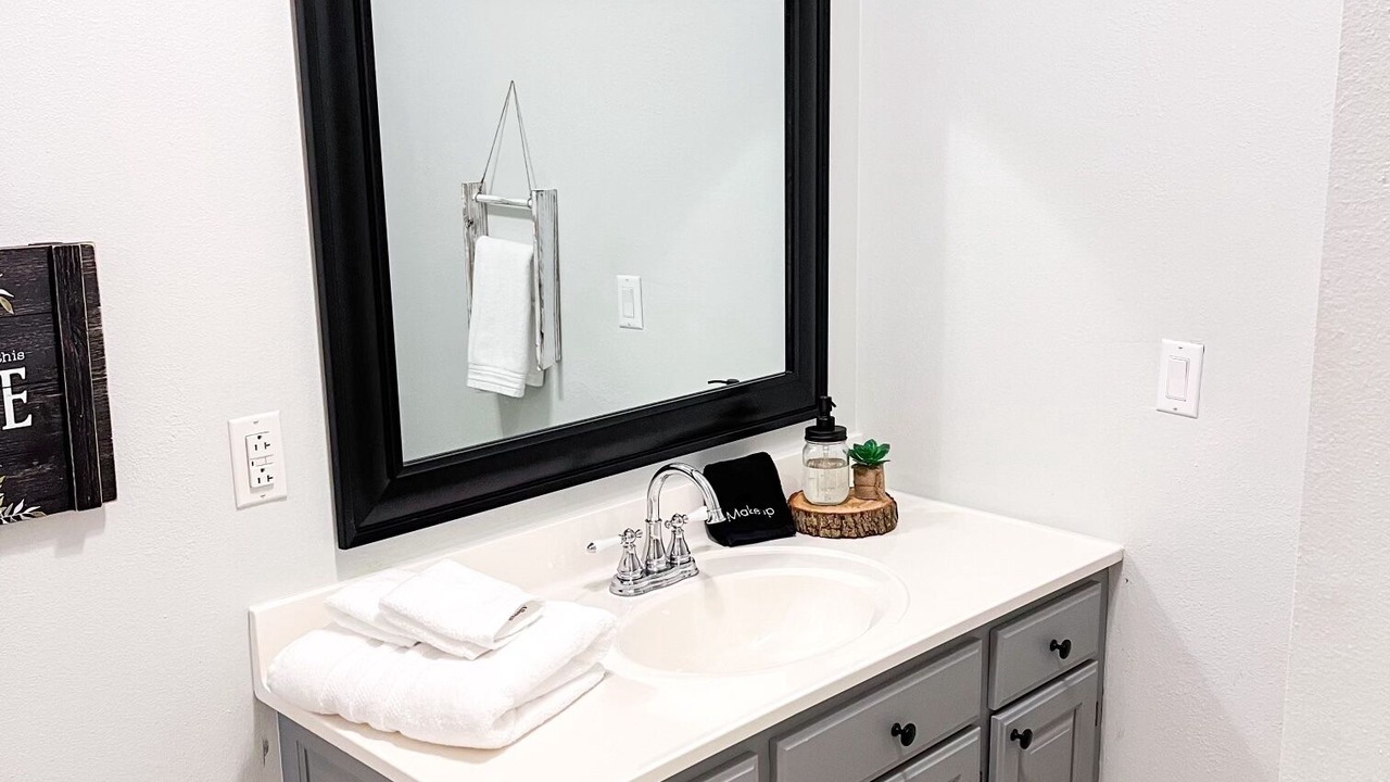 Photo of Bathroom in Marshall