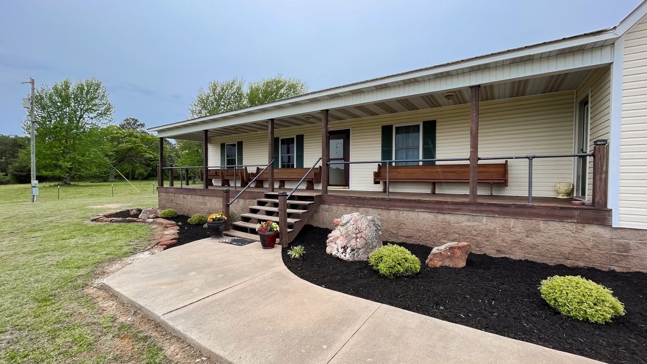 Photo of Outdoor in Marshall