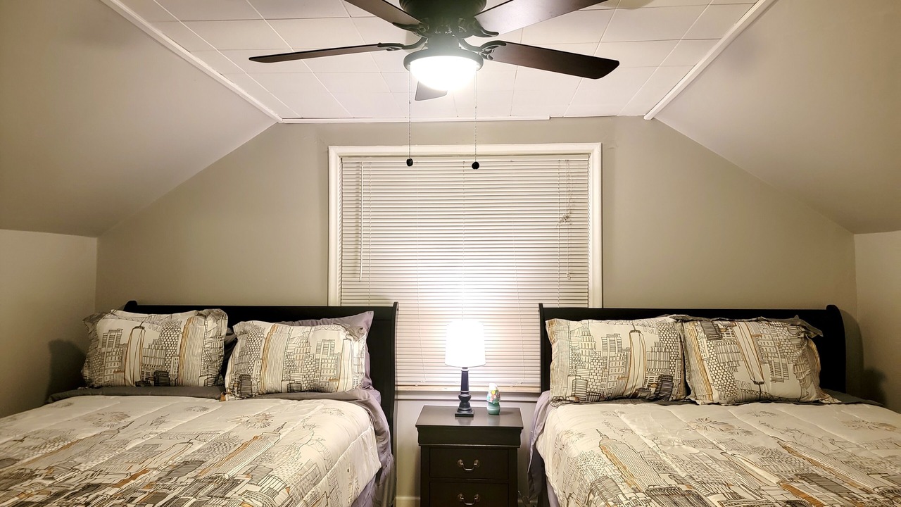 Photo of Bedroom in Redford