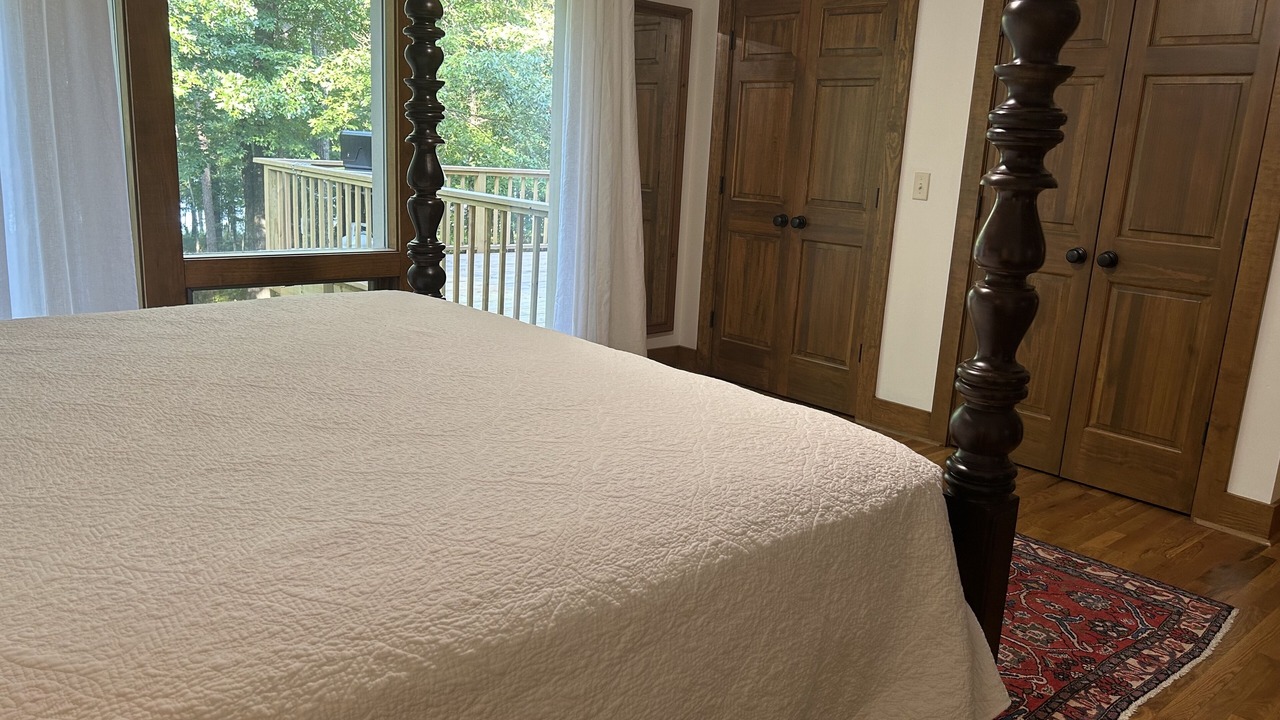Photo of Bedroom in Drasco