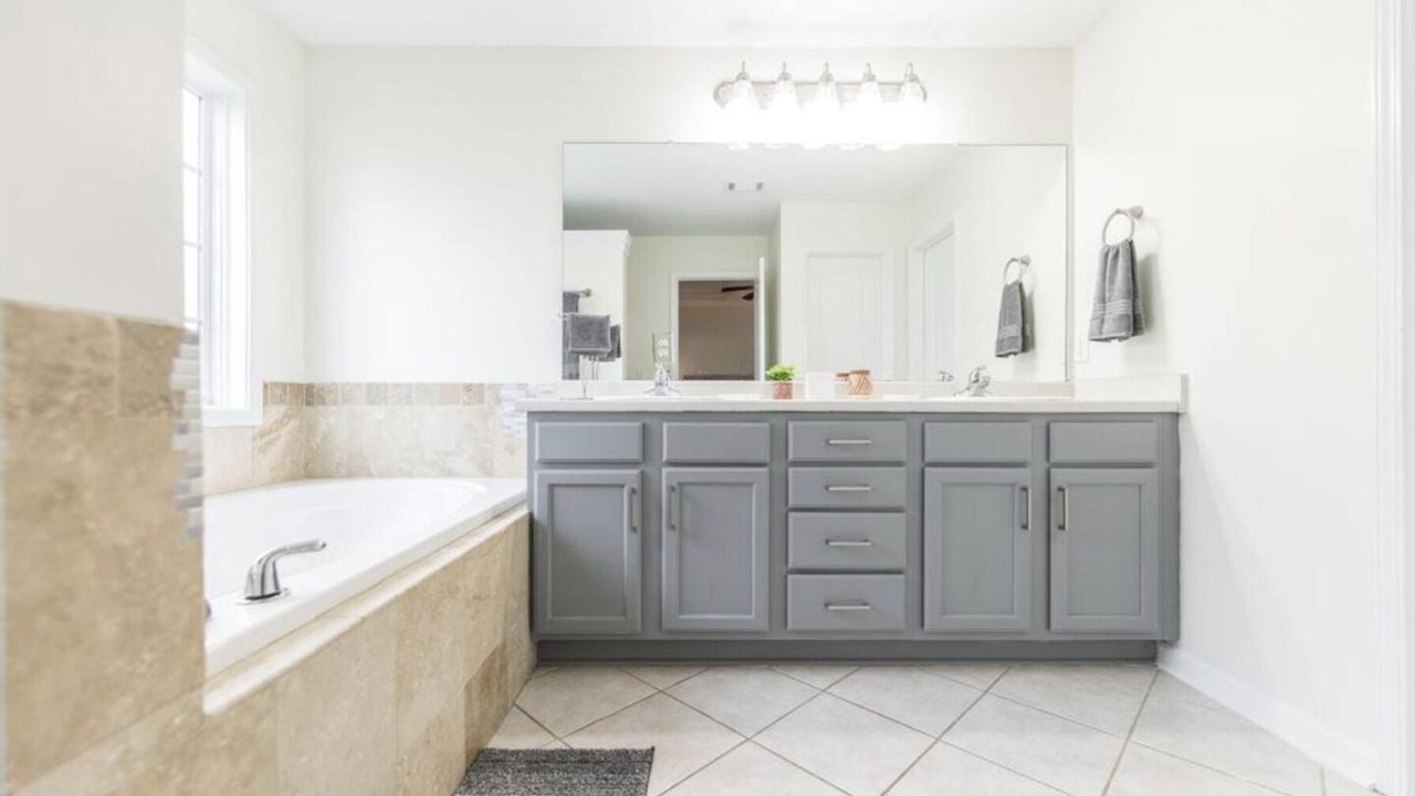 Photo of Bathroom in Warner Robins