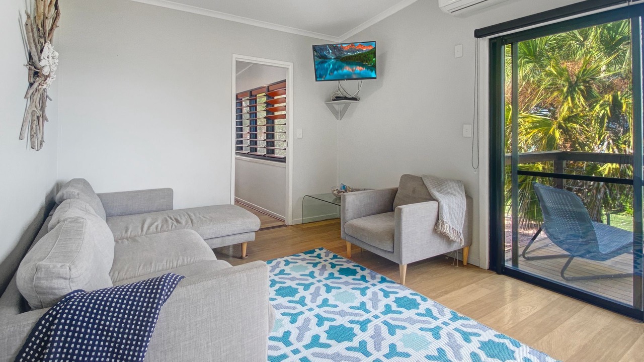 Photo of Livingroom in Nelly Bay