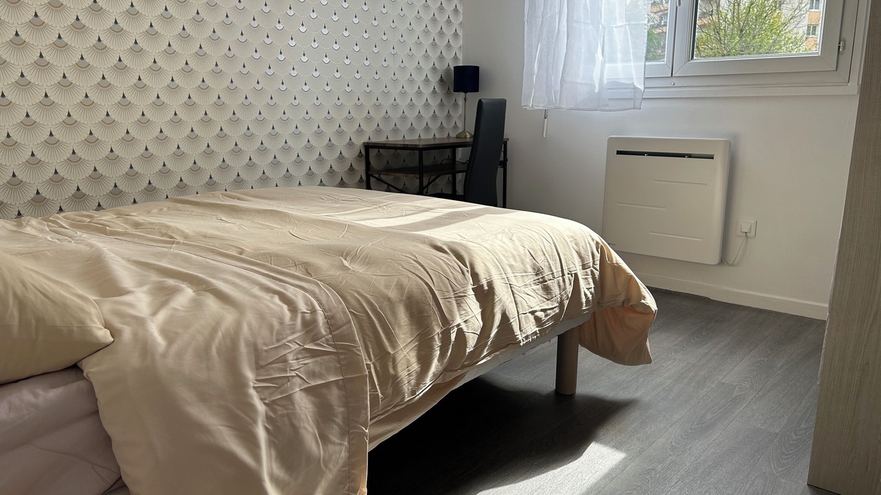 Photo of Bedroom in La Mulatiere