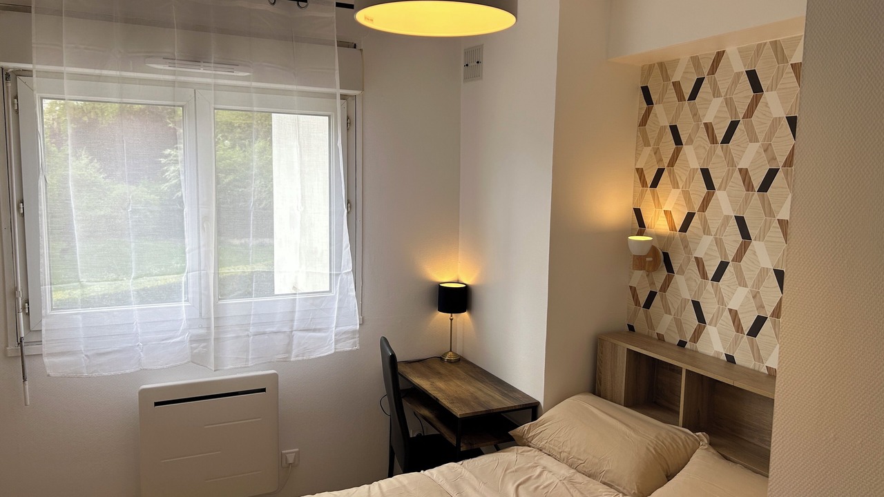Photo of Bedroom in La Mulatiere