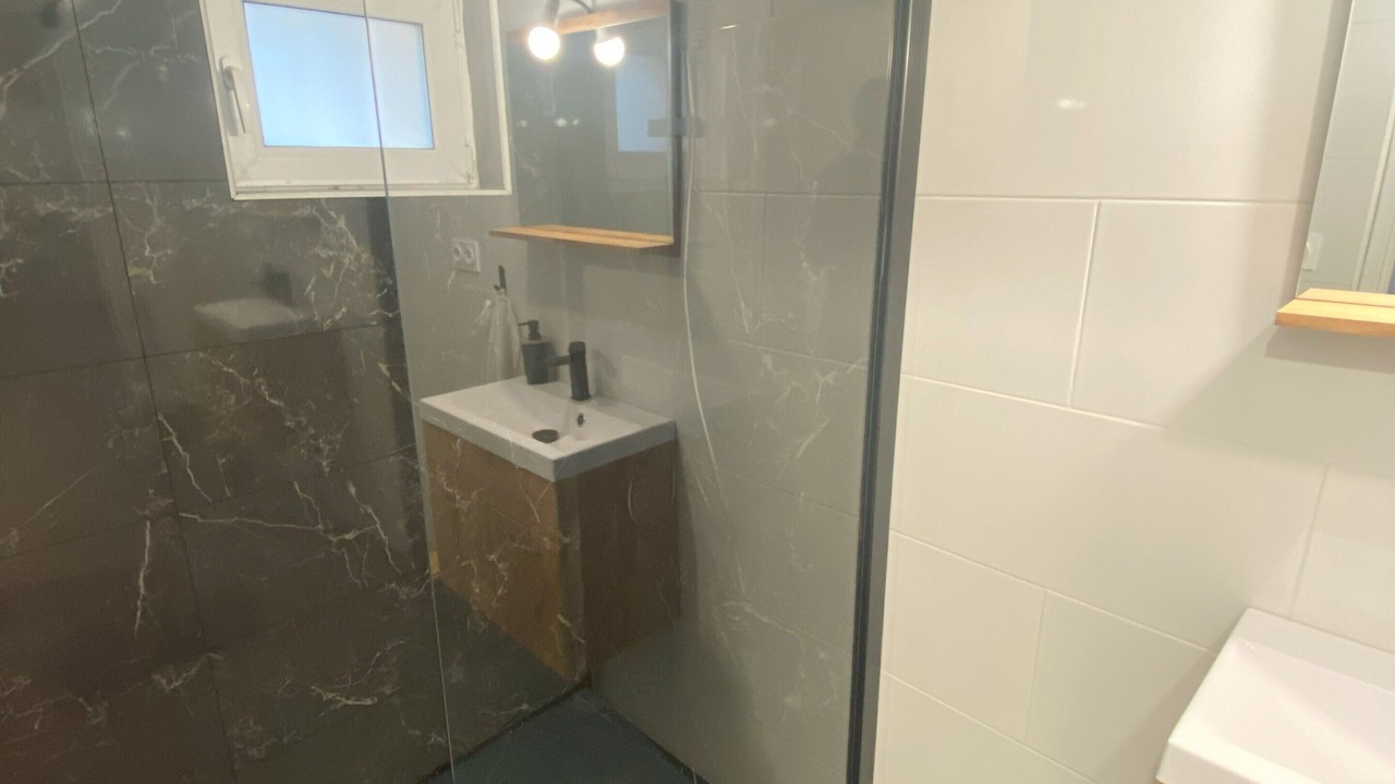 Photo of Bathroom in Cany-Barville