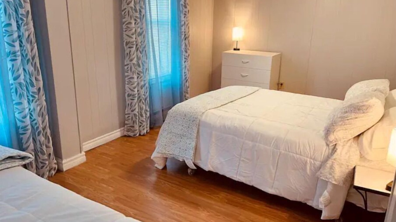 Photo of Bedroom in Pointe-du-Chene