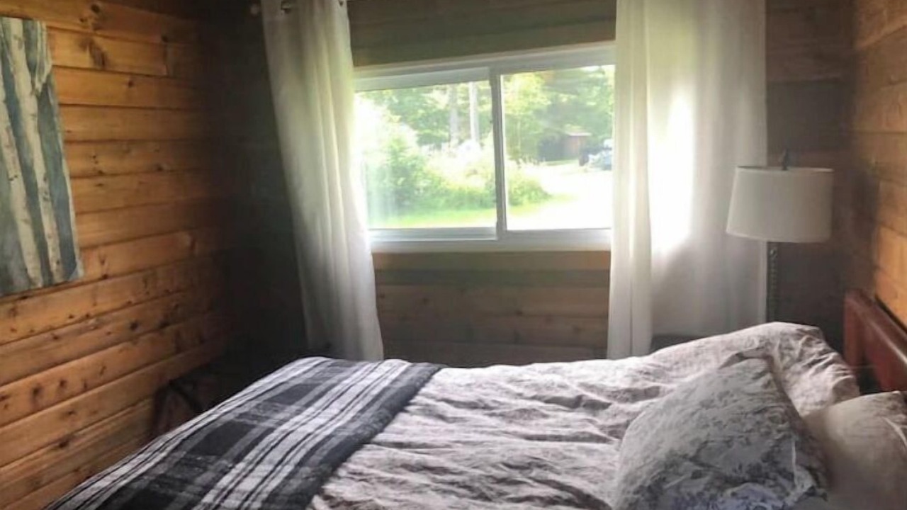 Photo of Bedroom in Washago