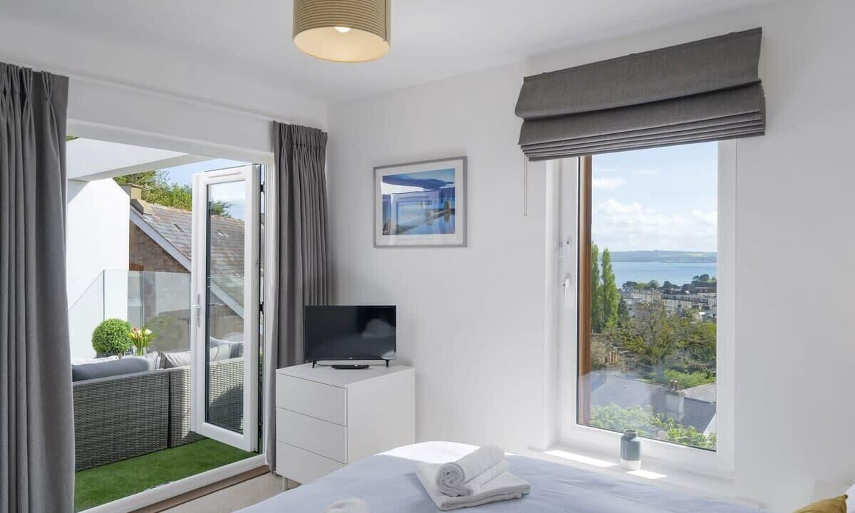 Photo of Bedroom in Torquay