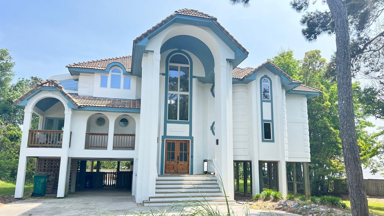 Photo of Outdoor in Monteray Shores