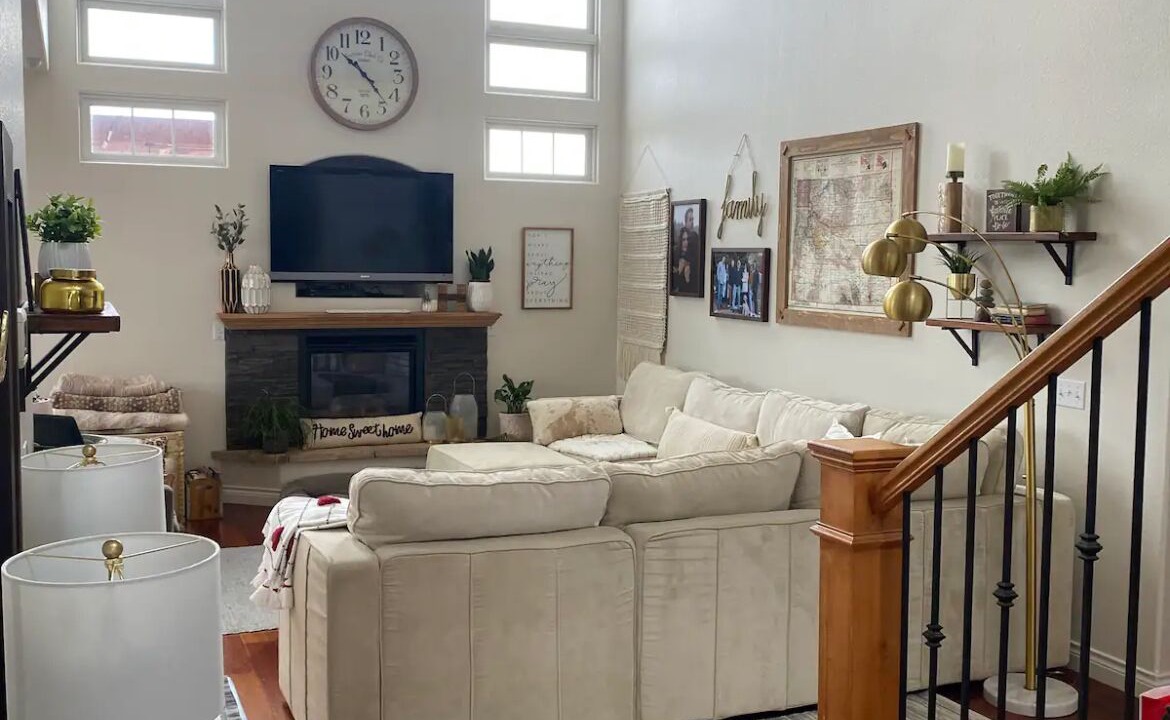 Photo of Livingroom in Cheyenne