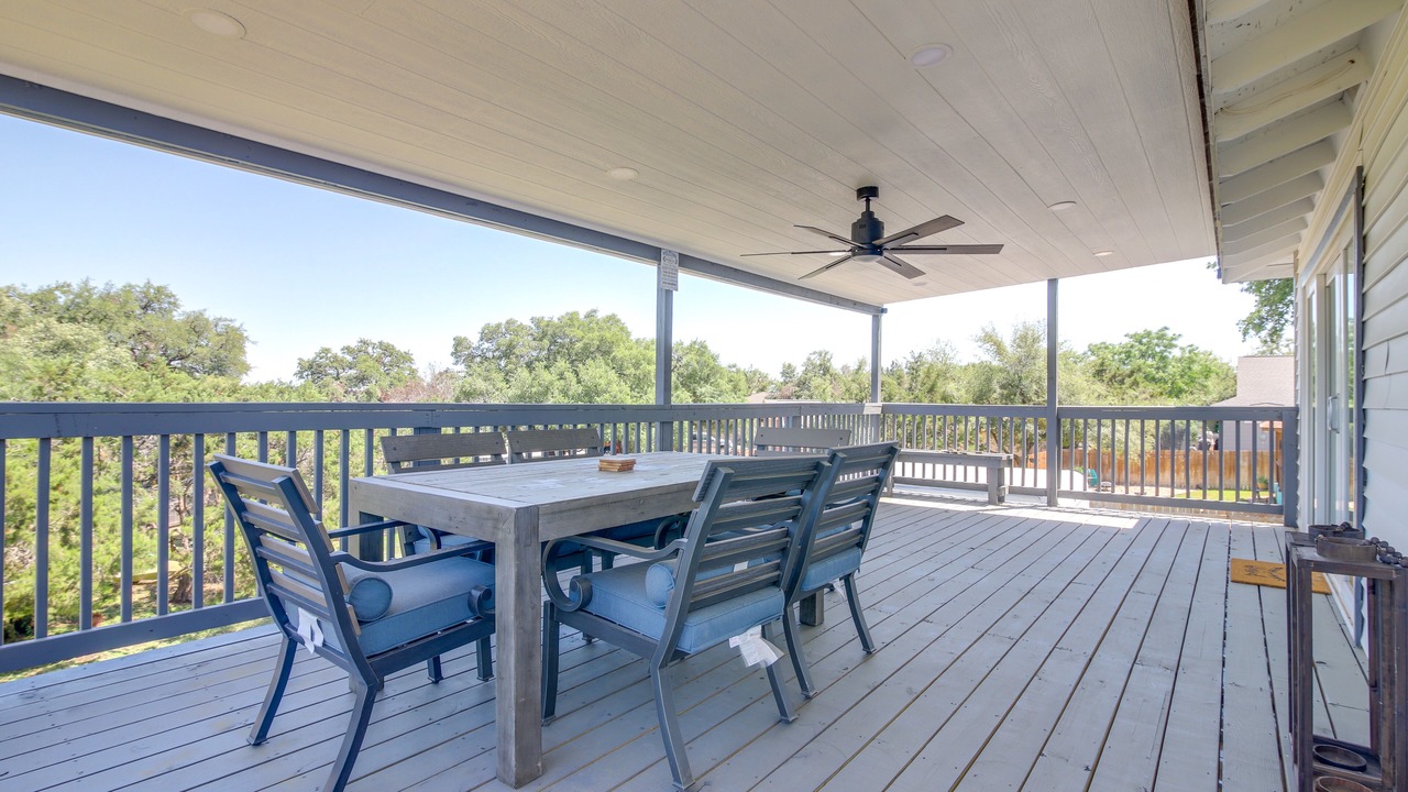 Photo of Patio Balcony in Waterford On Lake Travis