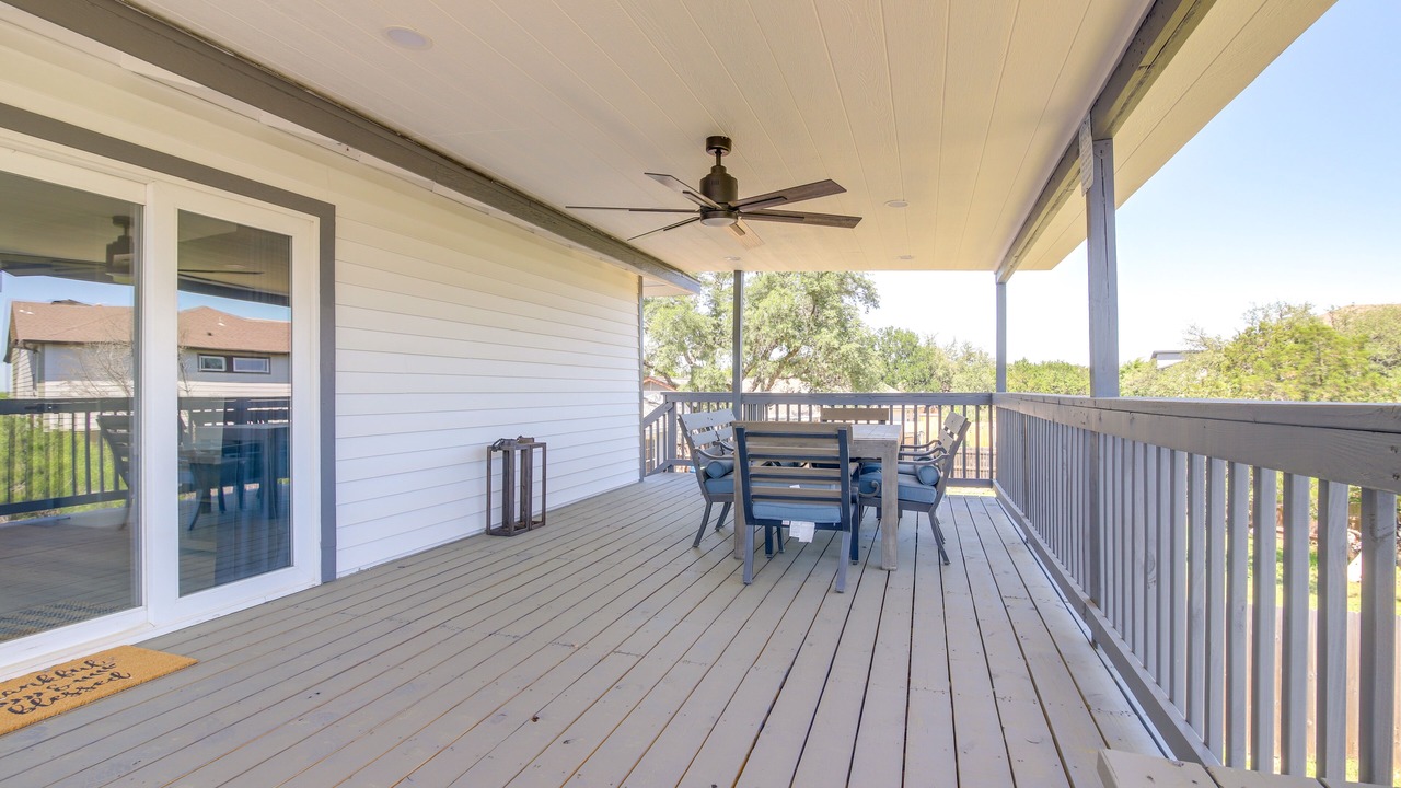 Photo of Patio Balcony in Waterford On Lake Travis
