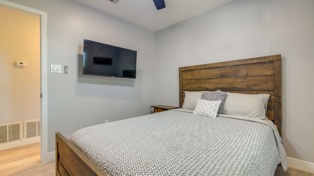 Photo of Bedroom in Waterford On Lake Travis