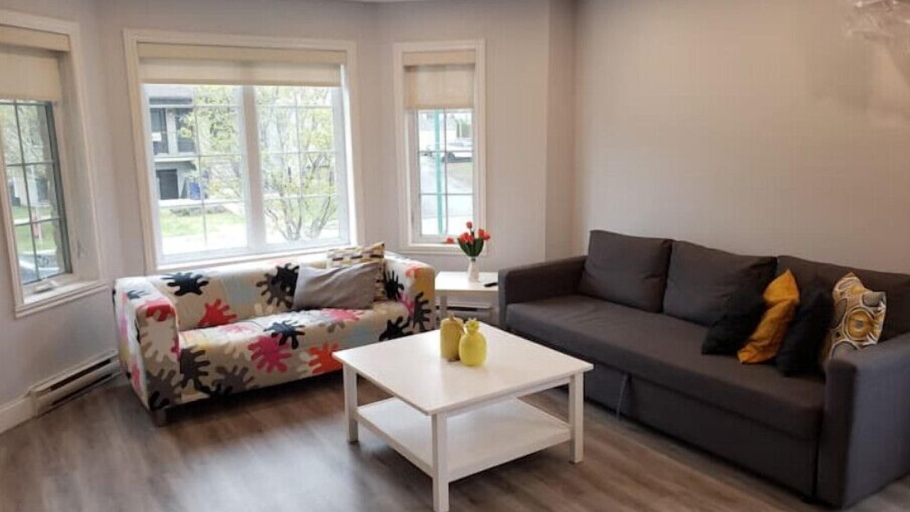 Photo of Livingroom in Laval