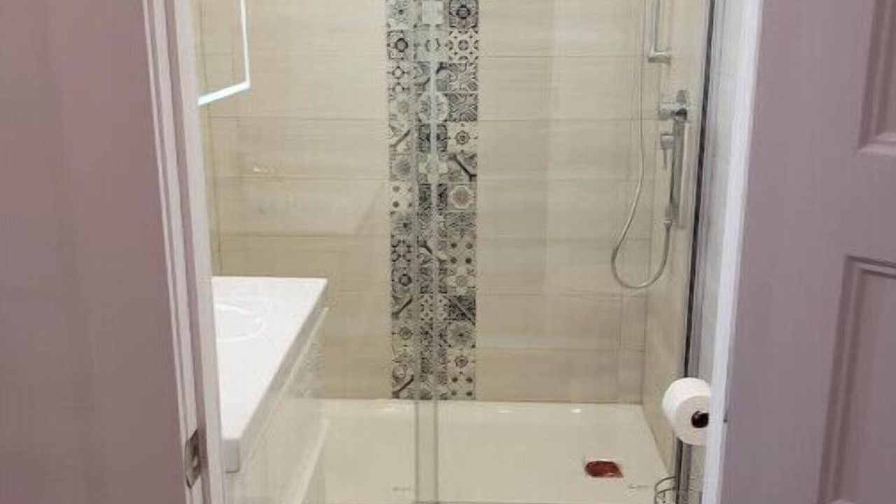 Photo of Bathroom in Laval