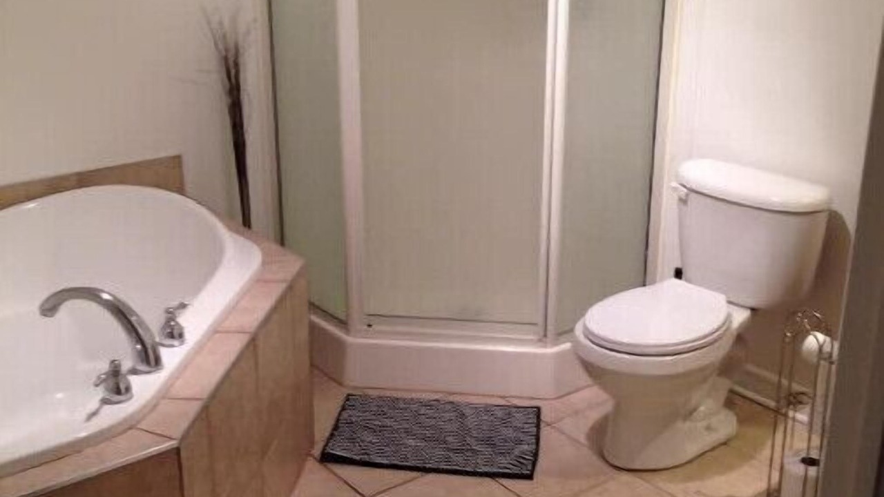 Photo of Bathroom in Laval