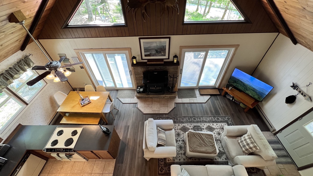 Photo of Livingroom in Sky Valley