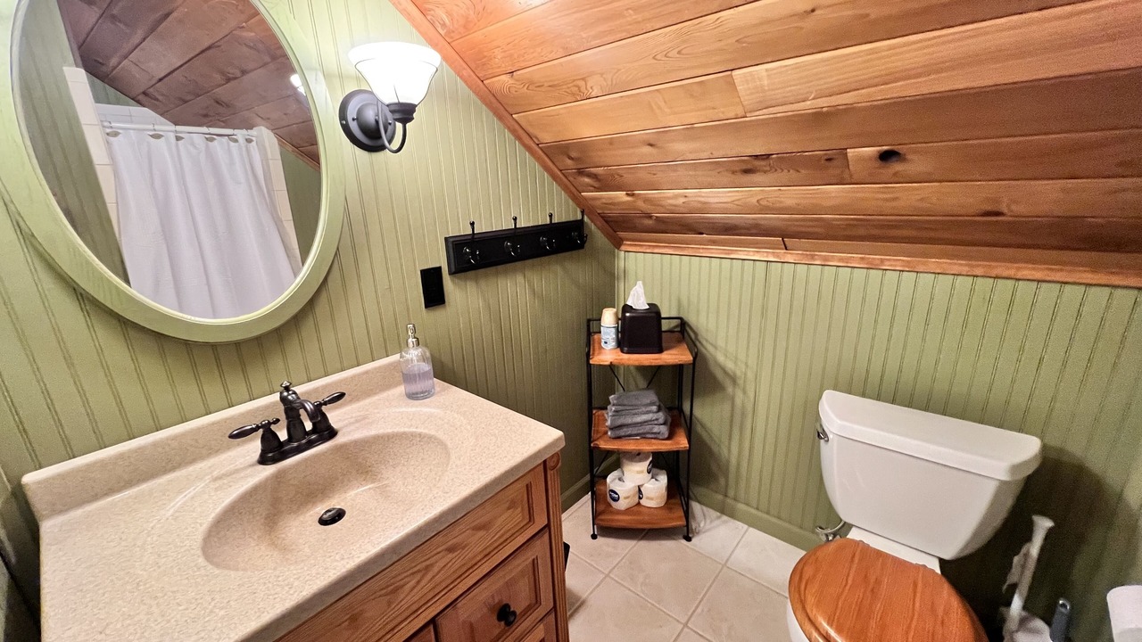 Photo of Bathroom in Sky Valley