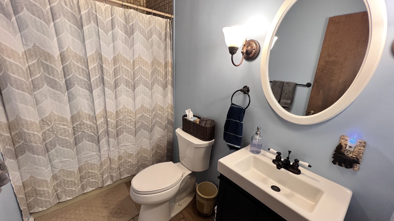 Photo of Bathroom in Sky Valley