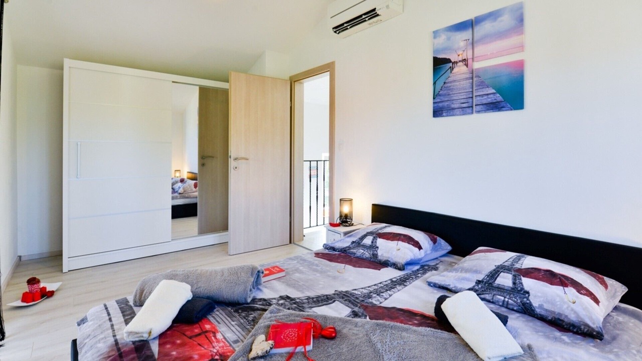Photo of Bedroom in Radini