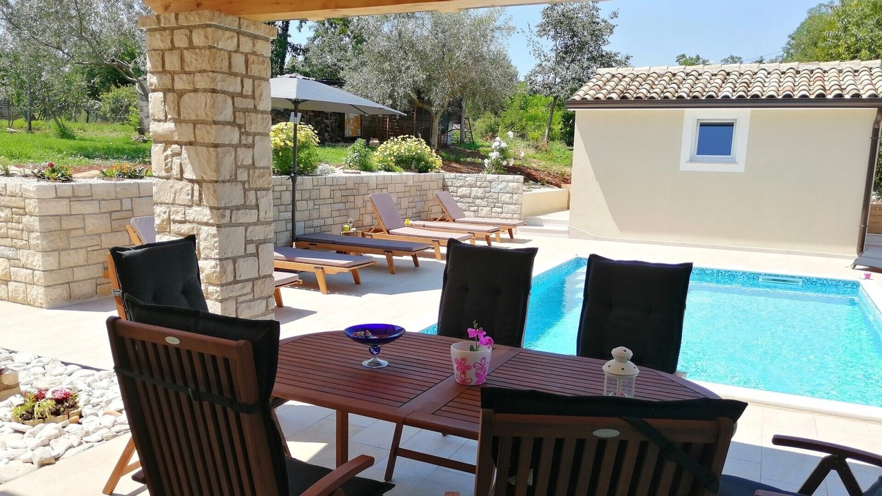 Photo of Outdoor in Radini