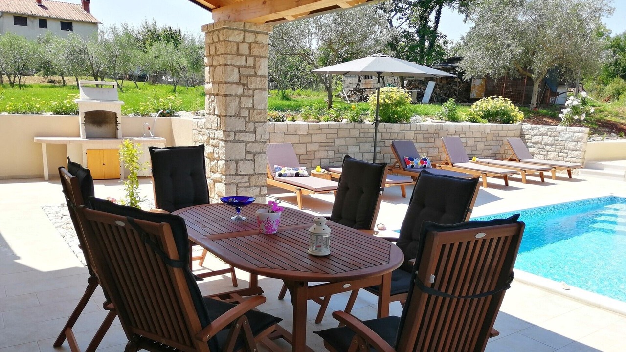 Photo of Outdoor in Radini