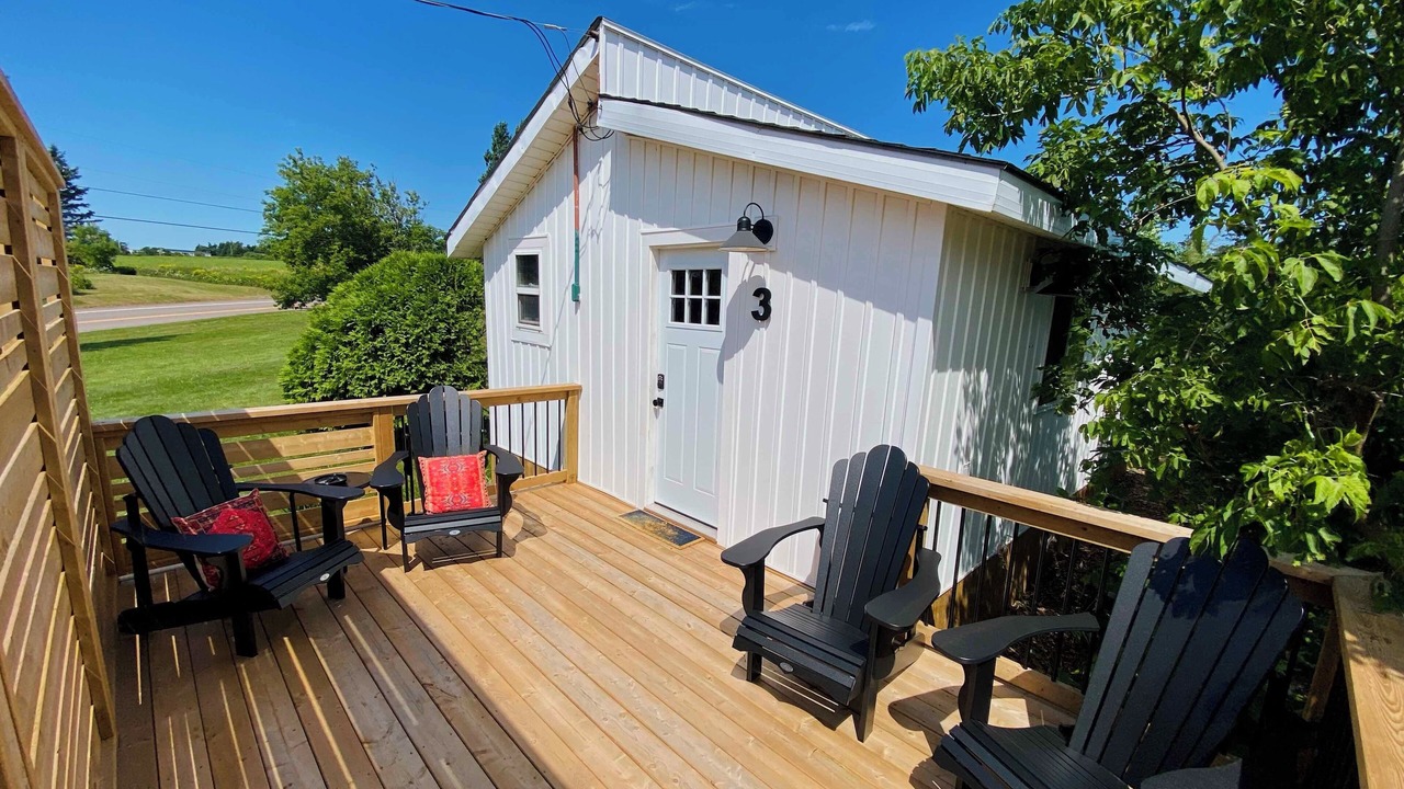 Photo of Patio Balcony in French River