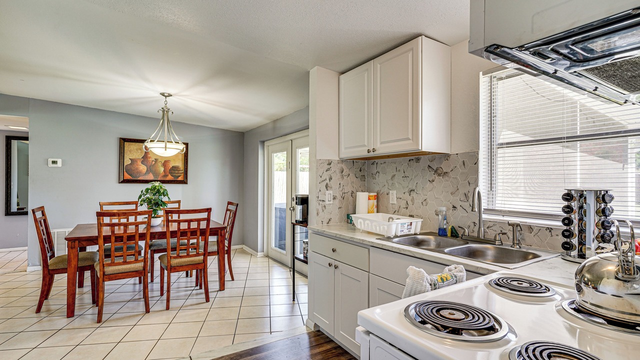 Photo of Kitchen in Lake Somerset