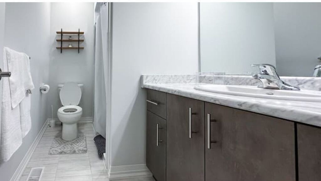 Photo of Bathroom in Thorold