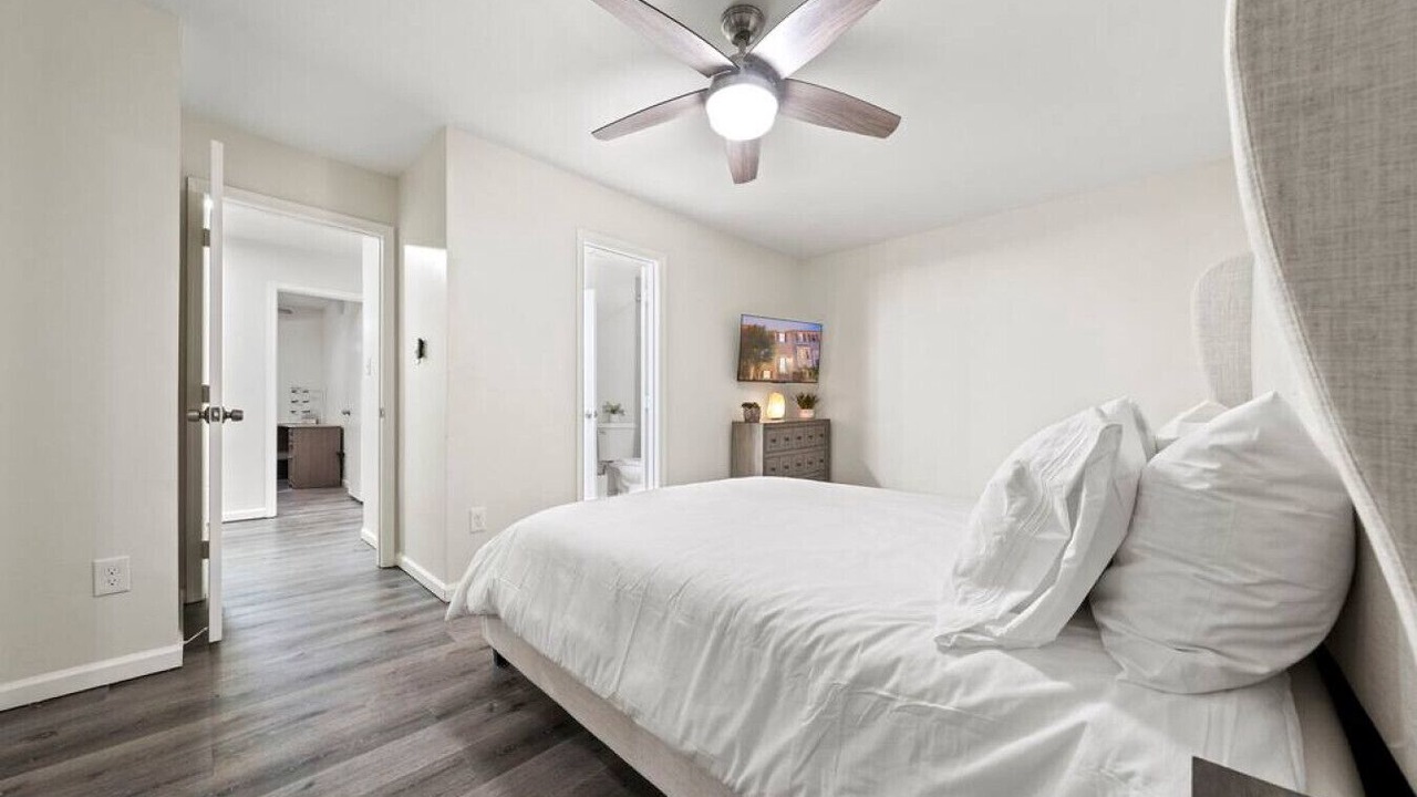 Photo of Bedroom in Woodbridge