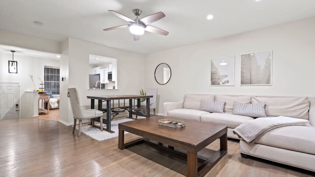 Photo of Livingroom in Woodbridge