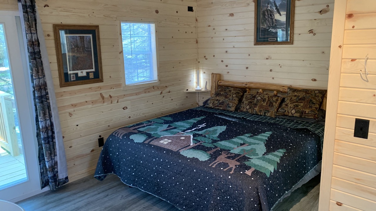 Photo of Bedroom in Silver Bay